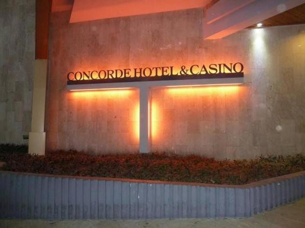 อิโม คอนคอร์ด โฮเทล Hotel โอเวอร์รี ภายนอก รูปภาพ