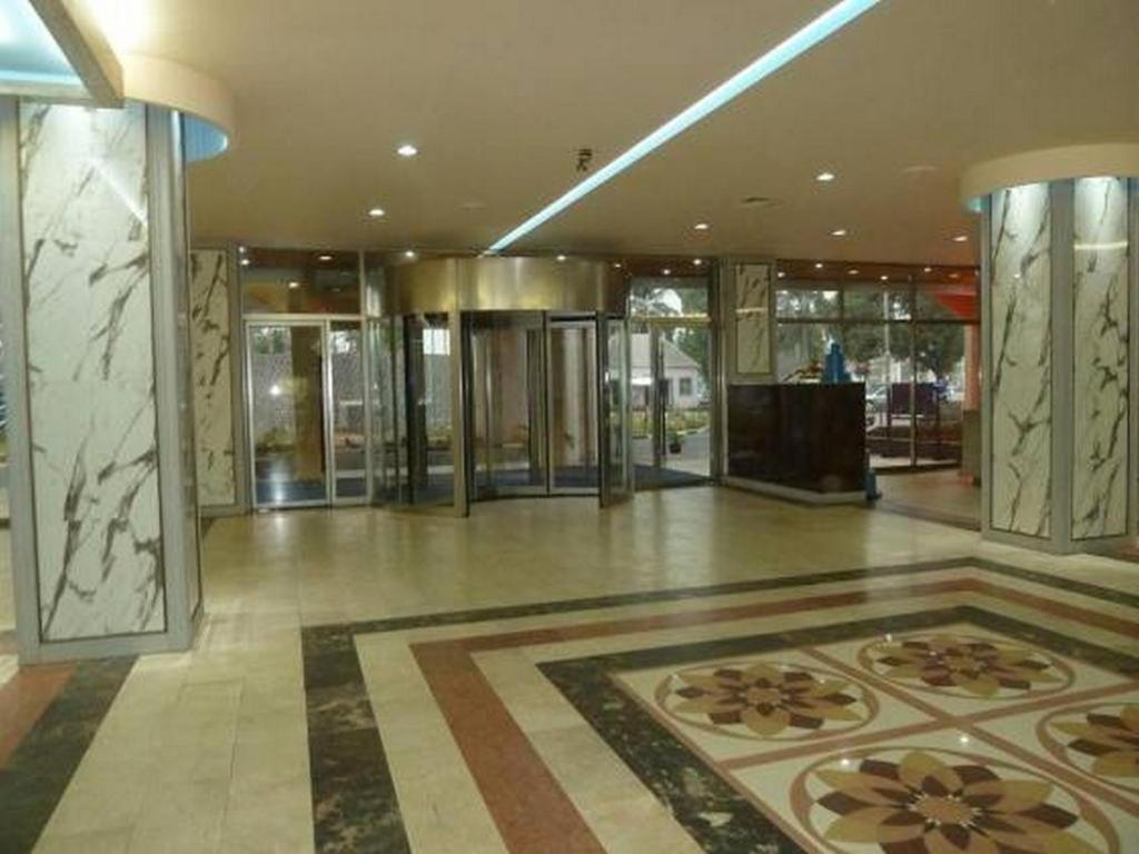 อิโม คอนคอร์ด โฮเทล Hotel โอเวอร์รี ภายนอก รูปภาพ